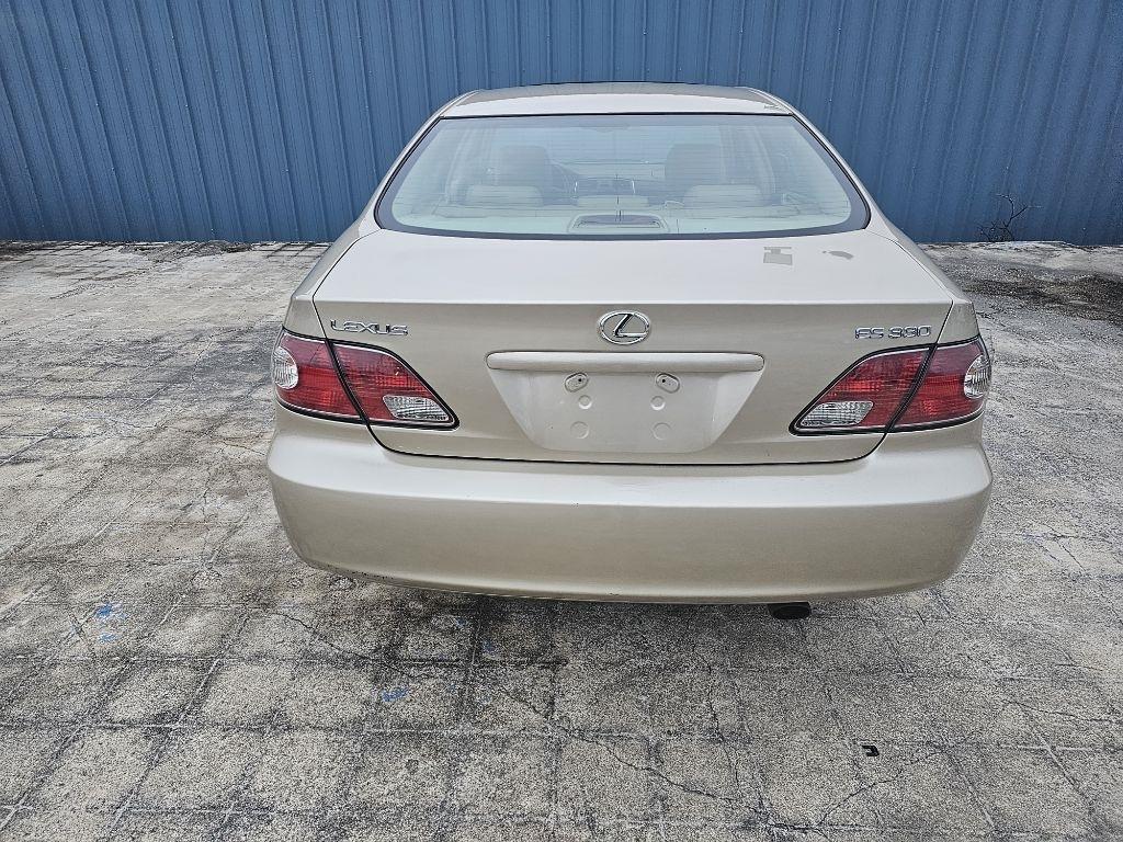 Lexus ES 330  2004