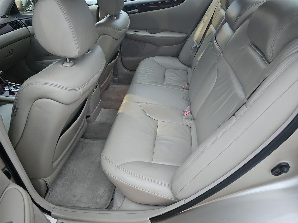 Lexus ES 330  2004