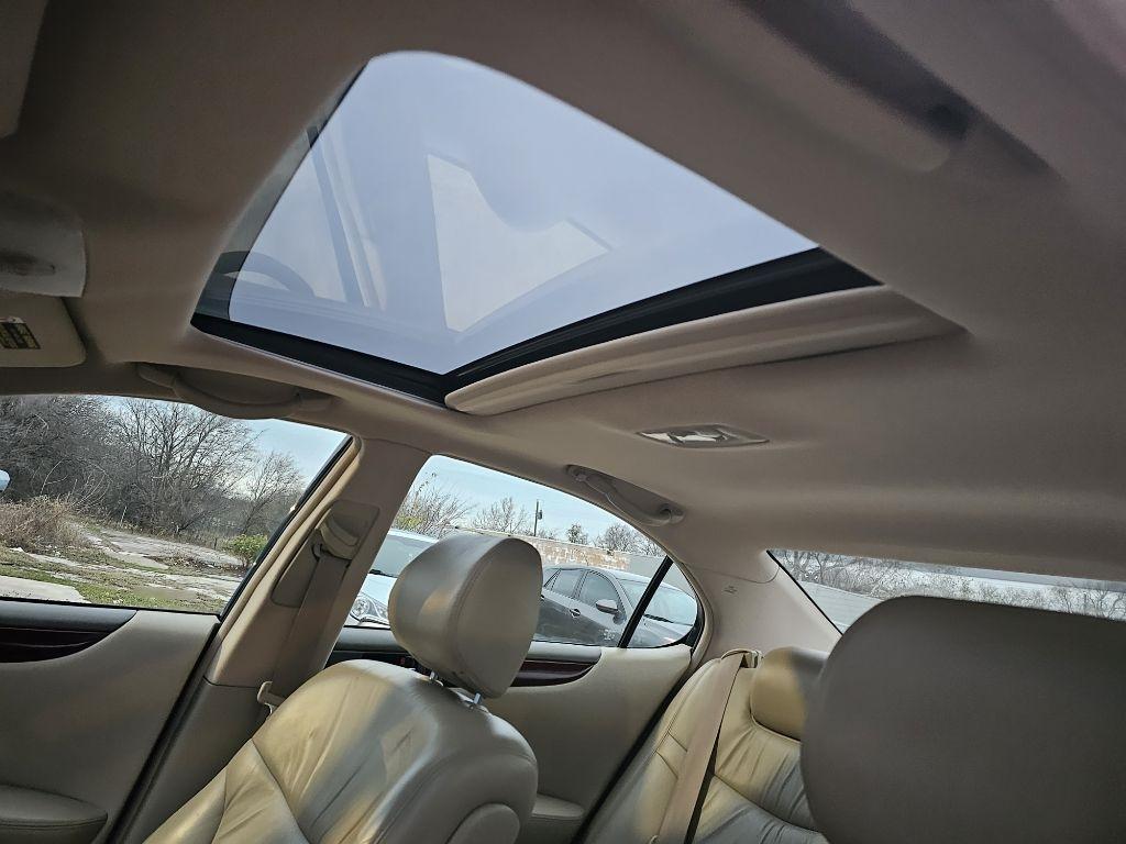 Lexus ES 330  2004