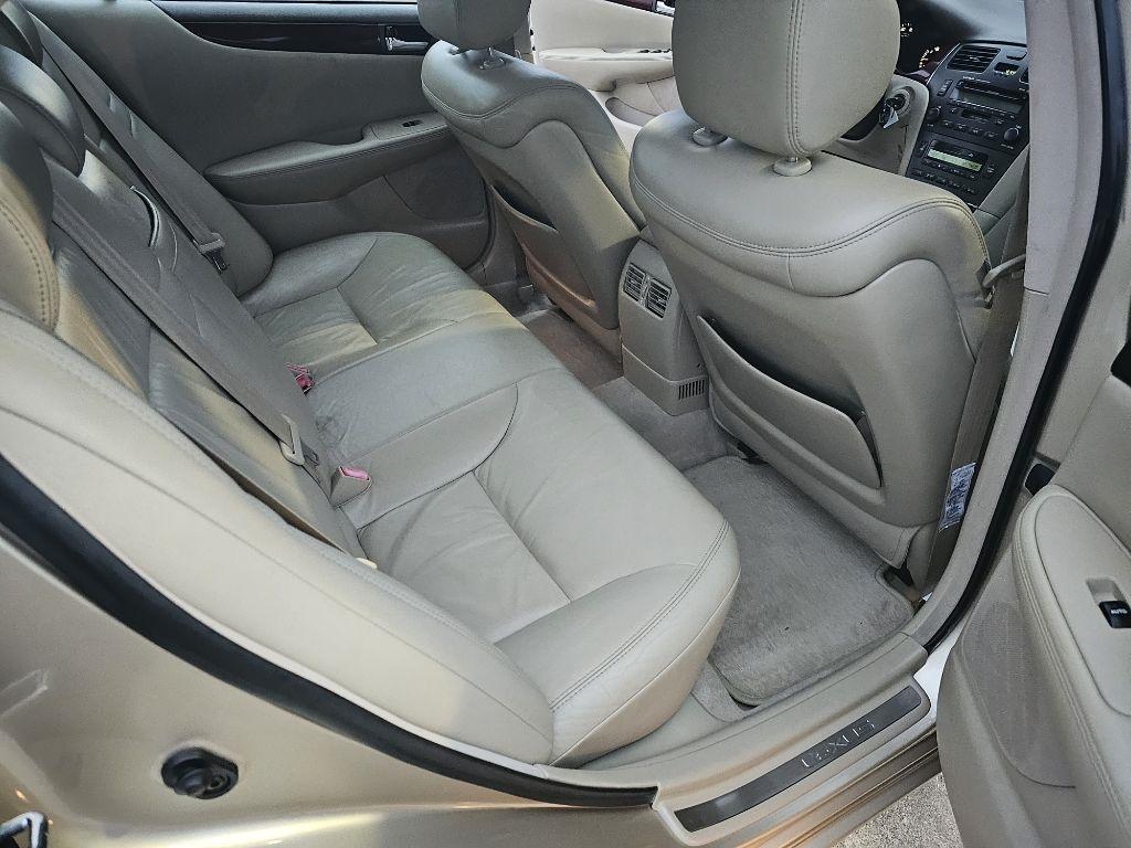 Lexus ES 330  2004