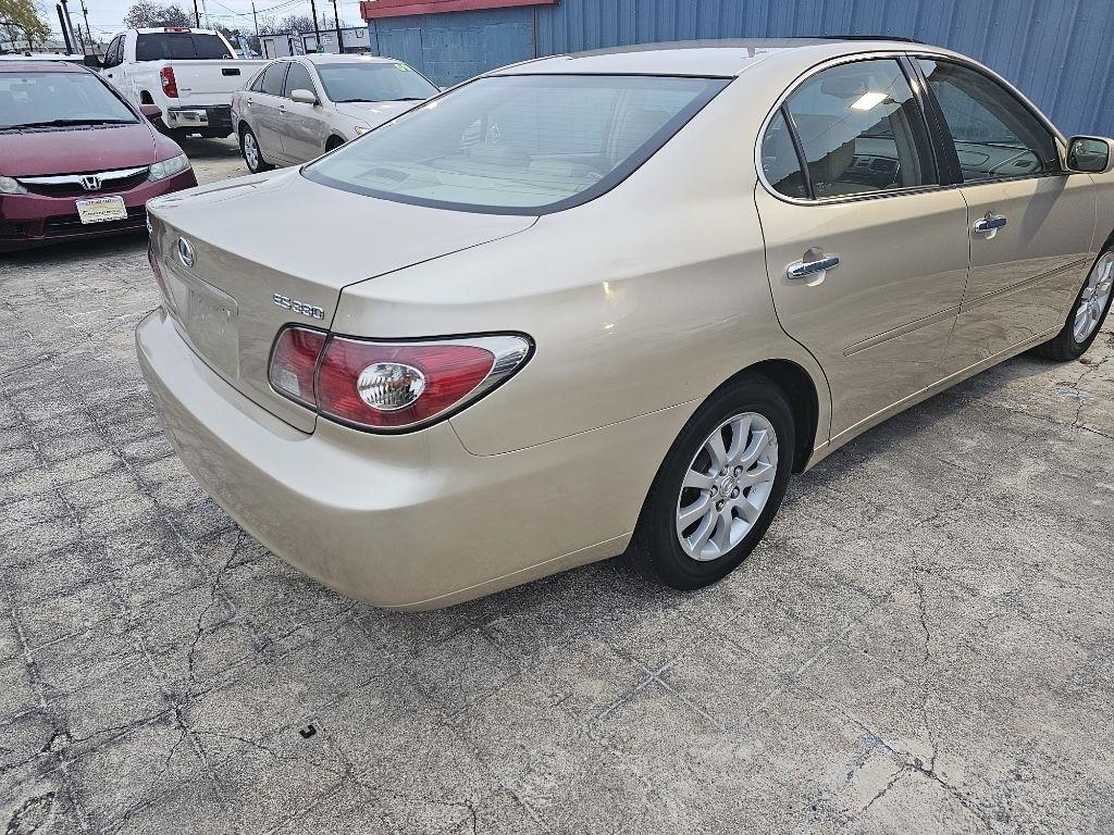 Lexus ES 330  2004