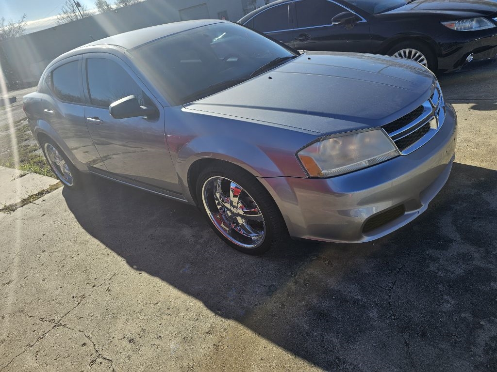 Dodge Avenger  2013