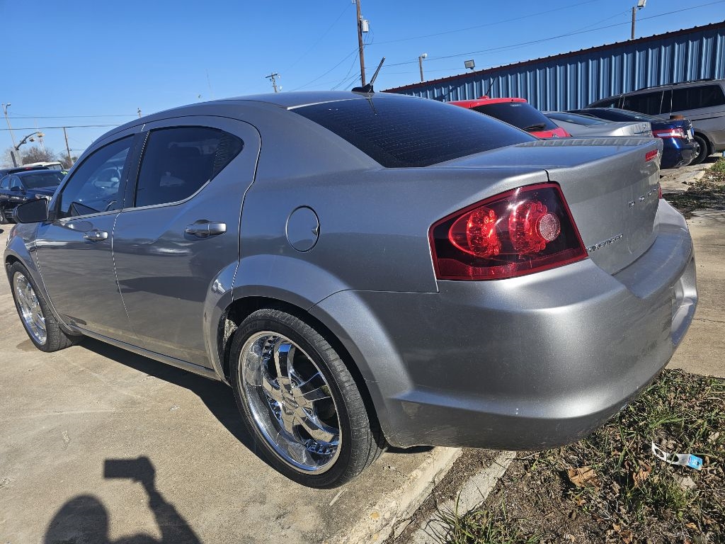 Dodge Avenger  2013