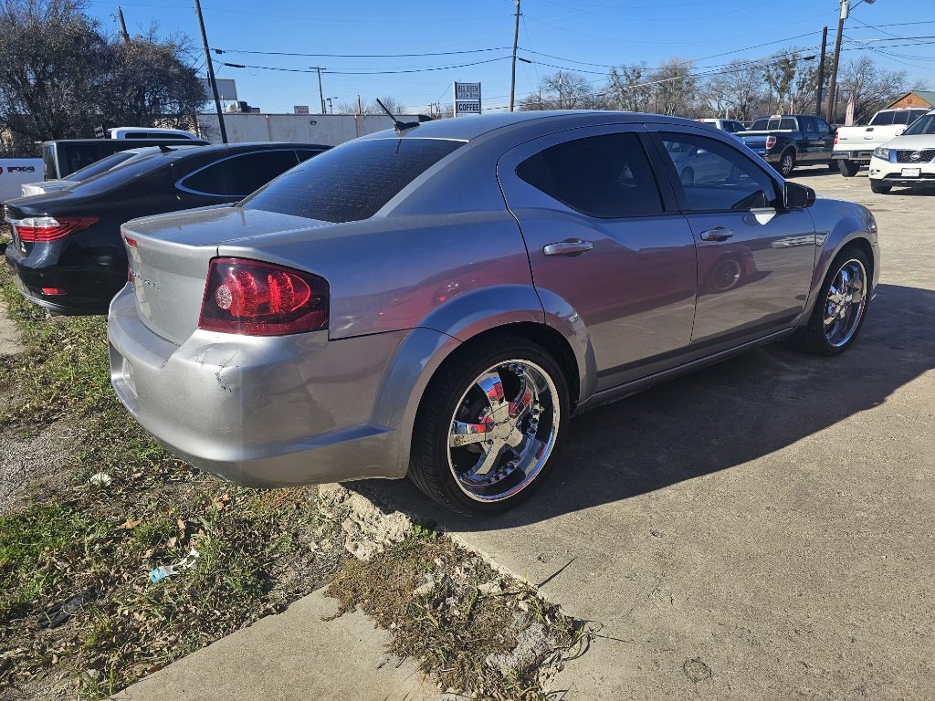 Dodge Avenger  2013