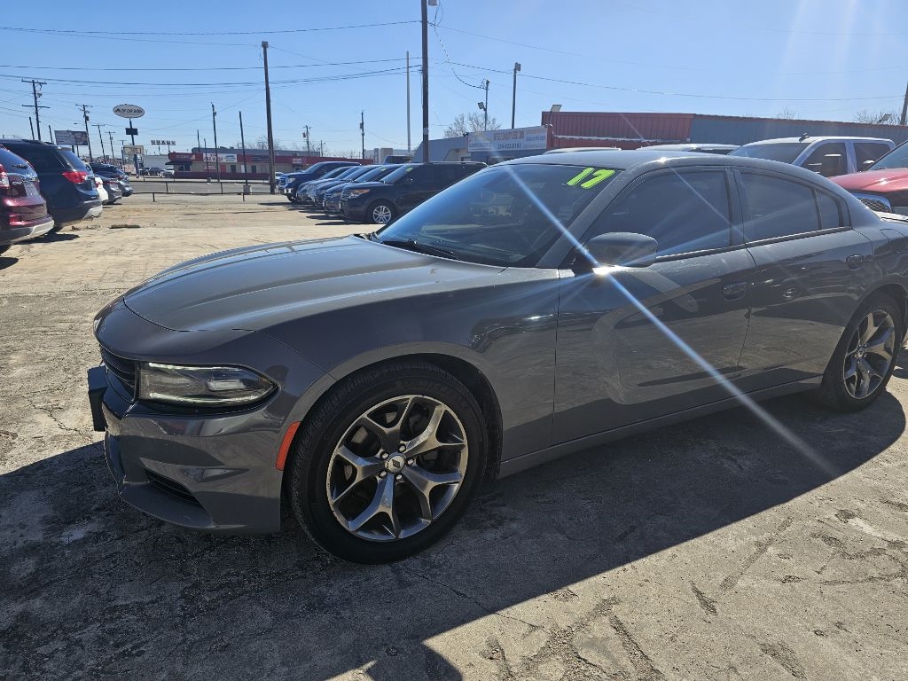 2017 Dodge Charger SXT's photo