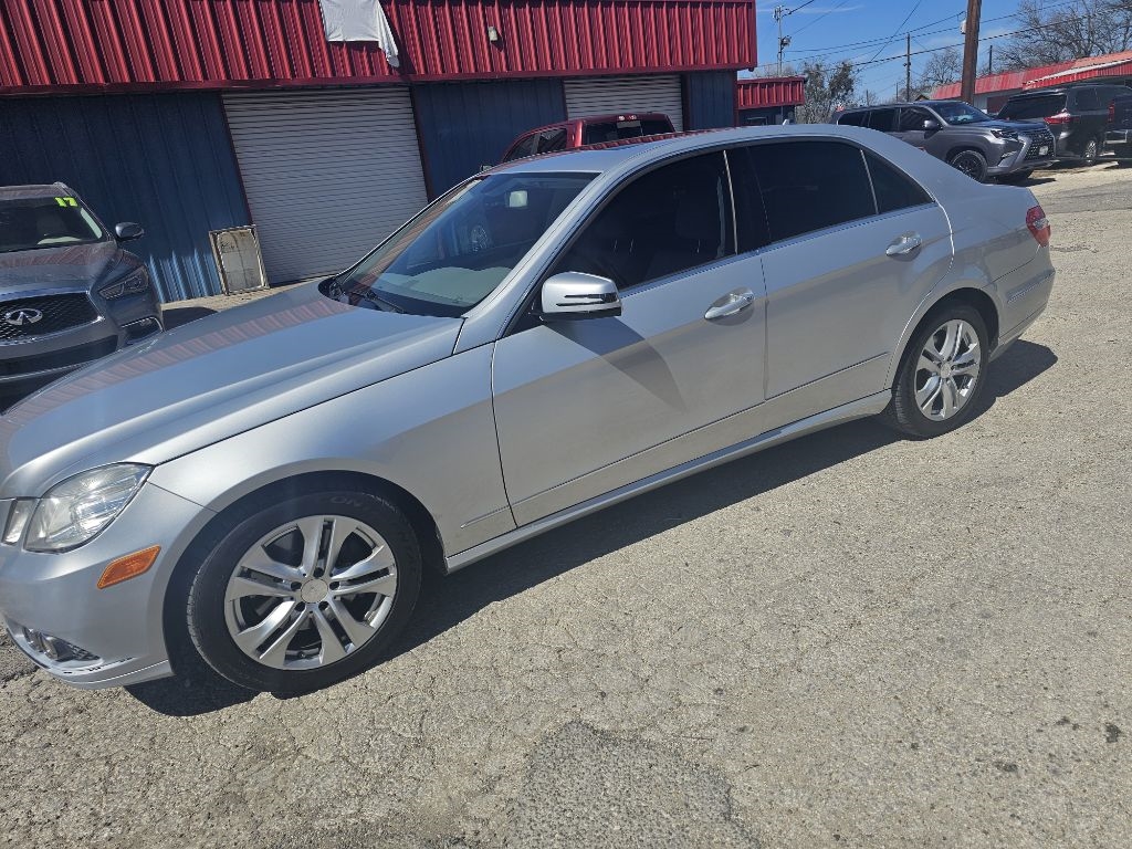 Mercedes-Benz E-Class  2011