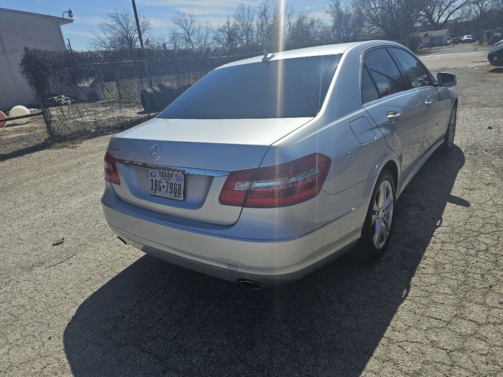 Mercedes-Benz E-Class  2011
