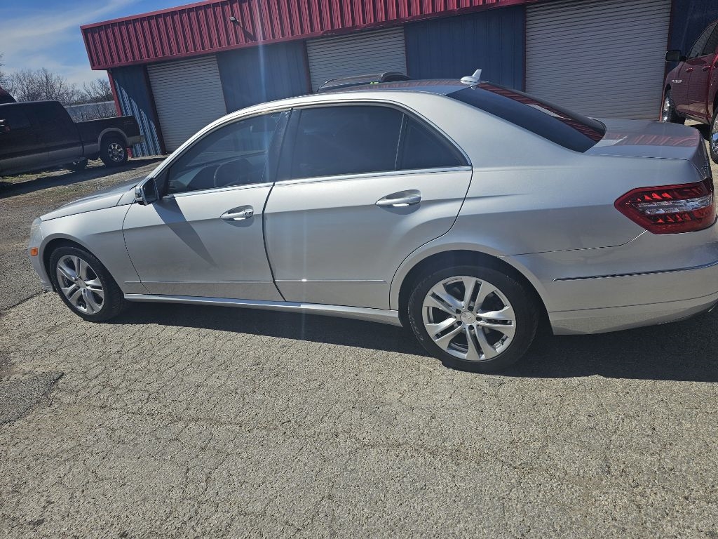 Mercedes-Benz E-Class  2011