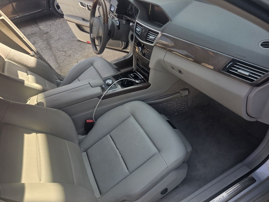 Mercedes-Benz E-Class  2011