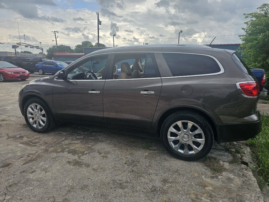 Buick Enclave  2011