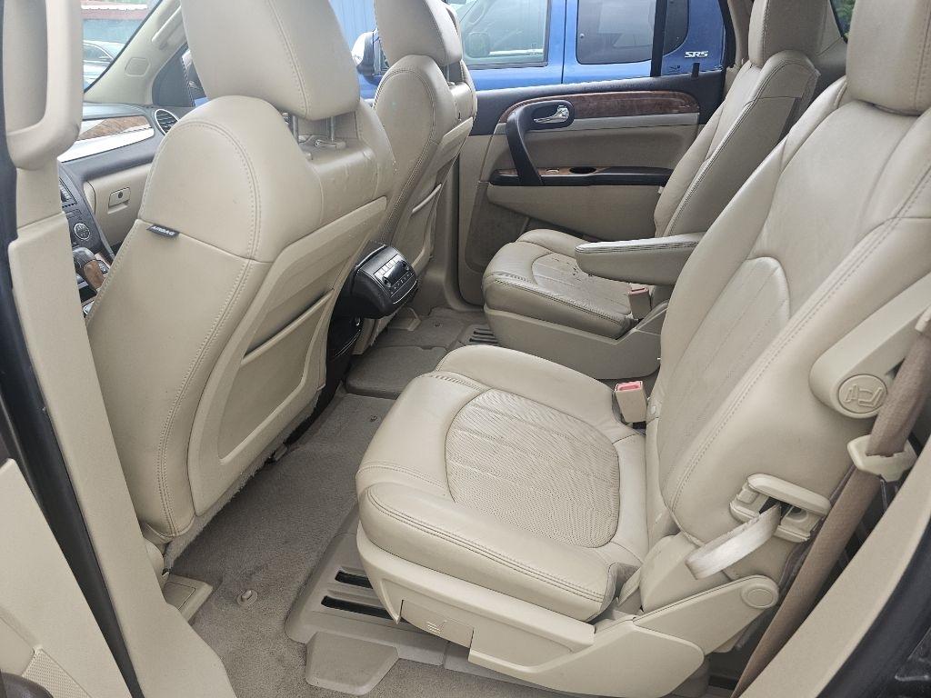 Buick Enclave  2011