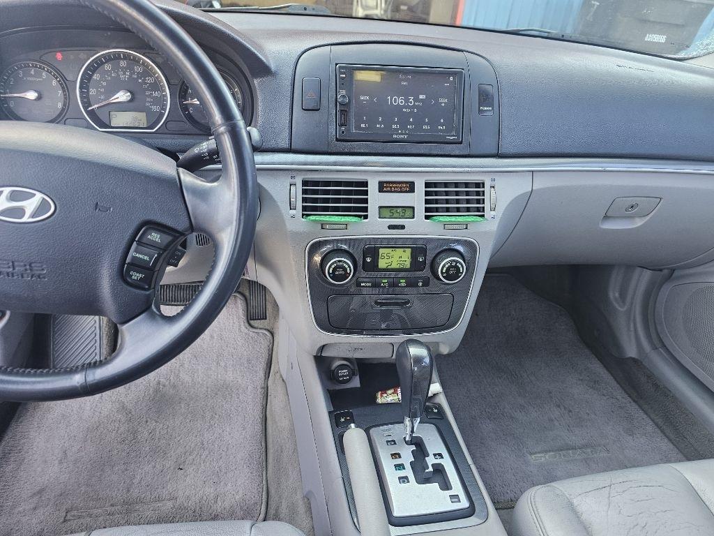 Hyundai Sonata  2006