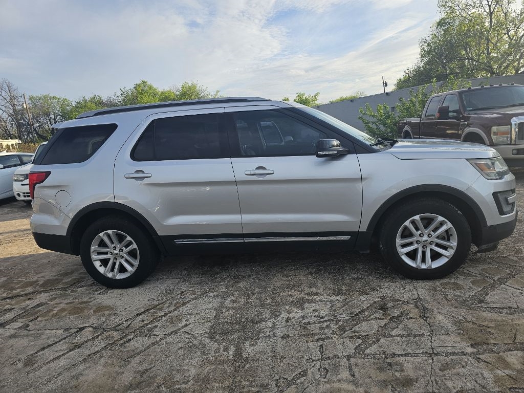 Ford Explorer  2016