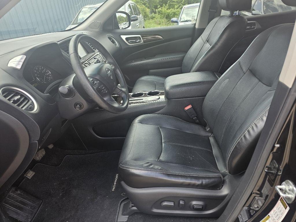 Nissan Pathfinder  2014