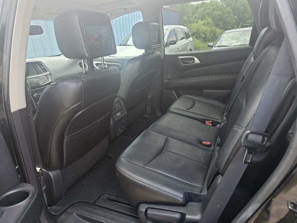 Nissan Pathfinder  2014