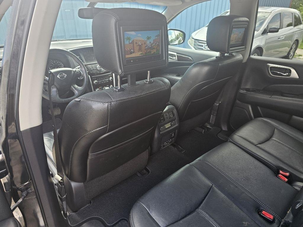 Nissan Pathfinder  2014