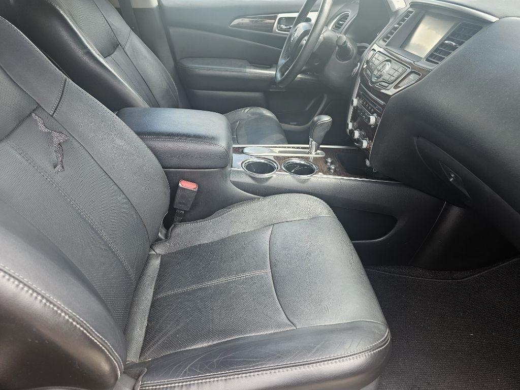Nissan Pathfinder  2014