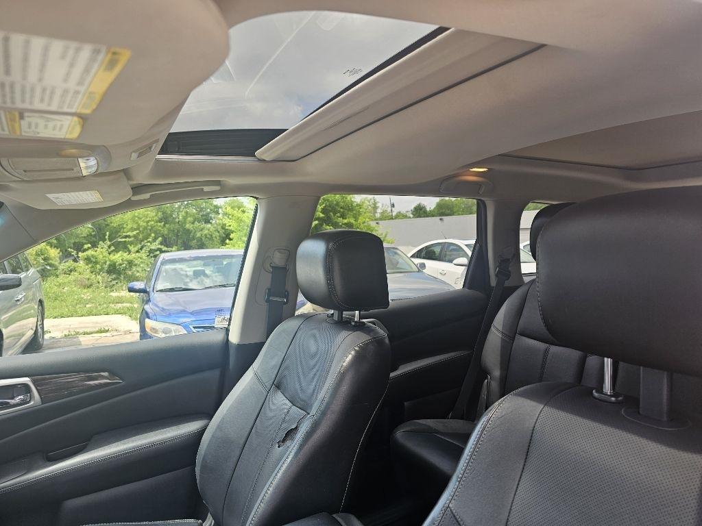 Nissan Pathfinder  2014