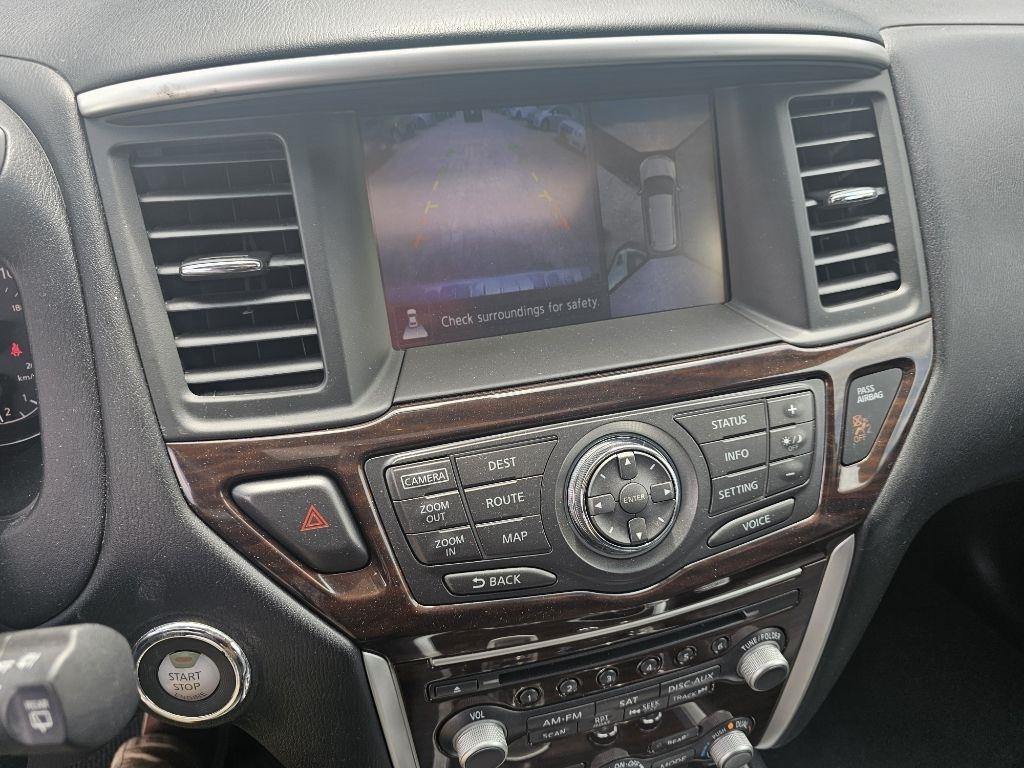 Nissan Pathfinder  2014