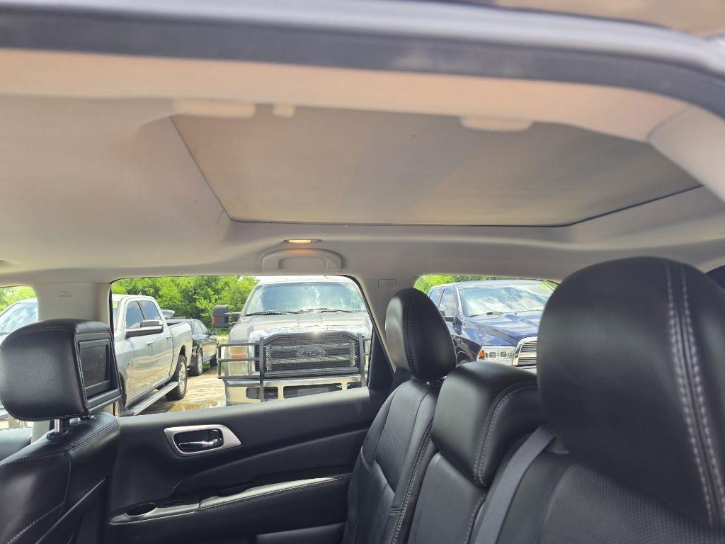 Nissan Pathfinder  2014
