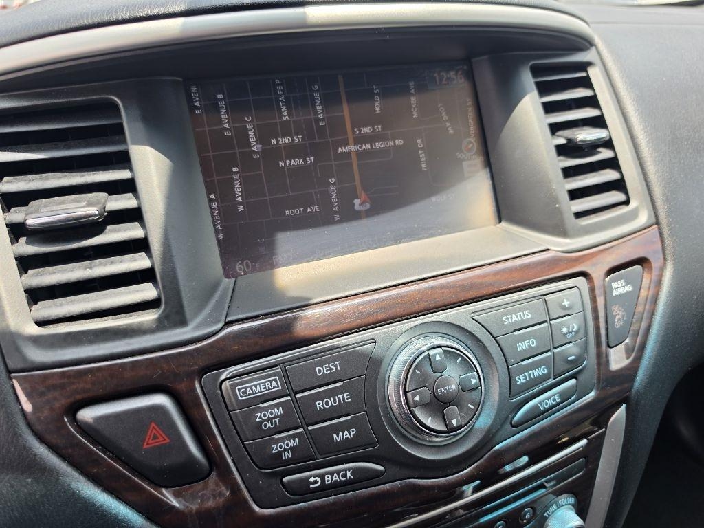 Nissan Pathfinder  2014