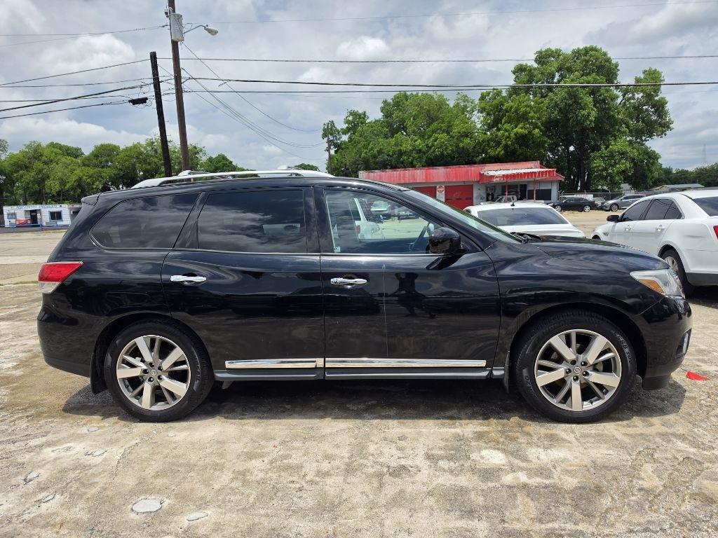 Nissan Pathfinder  2014
