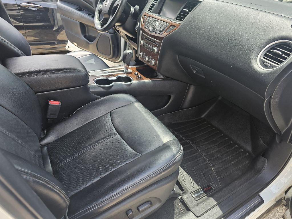 Nissan Pathfinder  2018