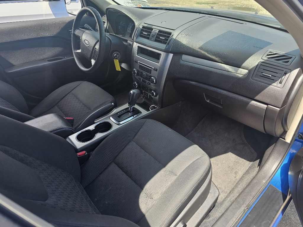 Ford Fusion  2011