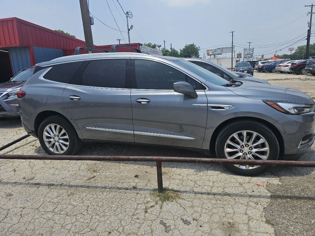 Buick Enclave  2018