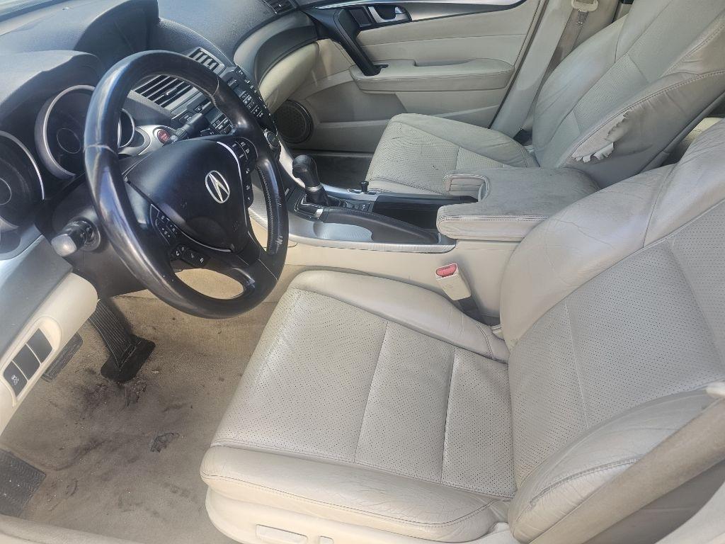 Acura TL  2010