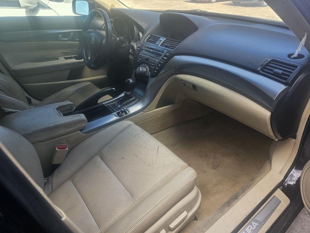 Acura TL  2010