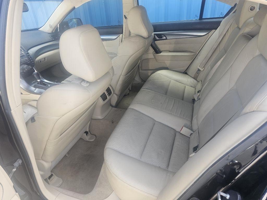 Acura TL  2010