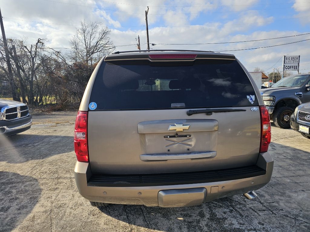 Chevrolet Tahoe  2007