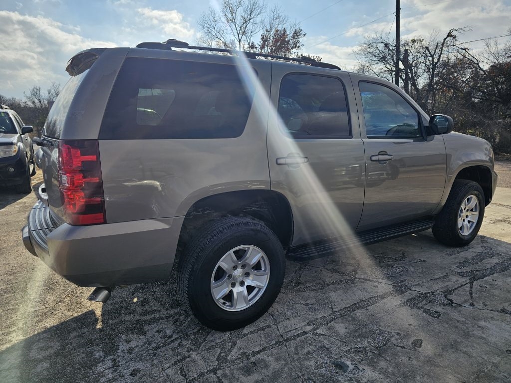 Chevrolet Tahoe  2007