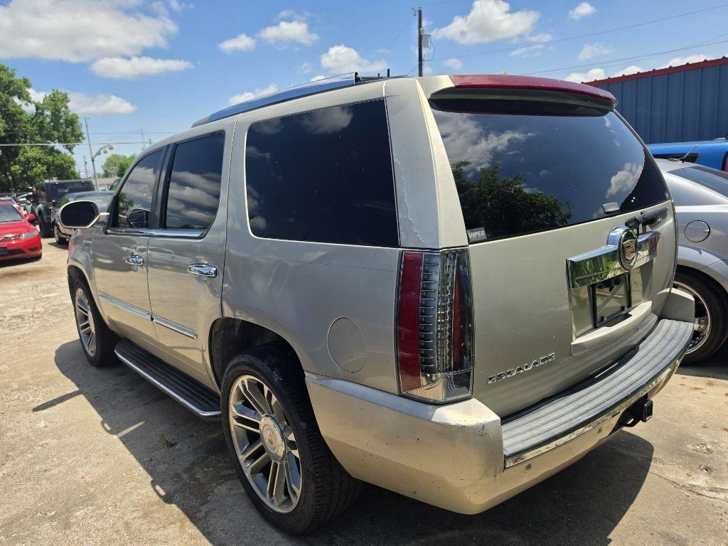 Cadillac Escalade  2007