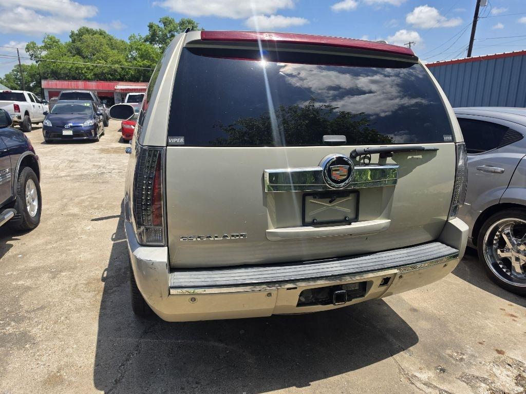 Cadillac Escalade  2007