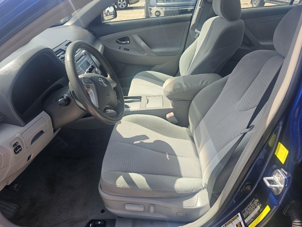 Toyota Camry  2011
