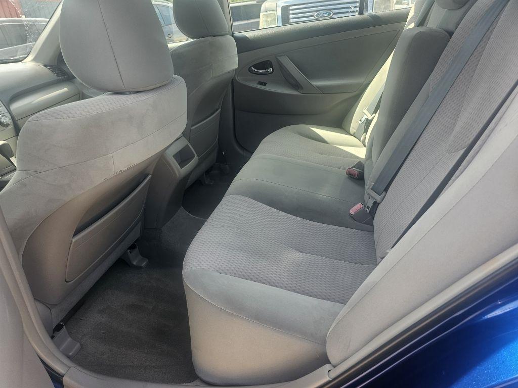 Toyota Camry  2011