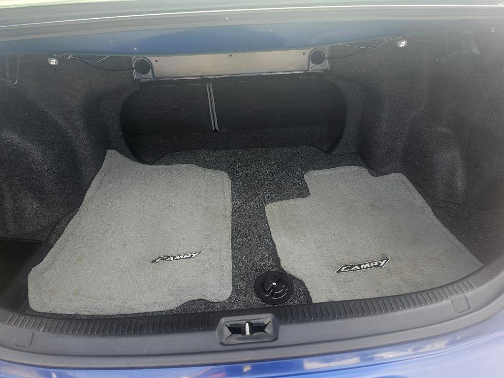 Toyota Camry  2011