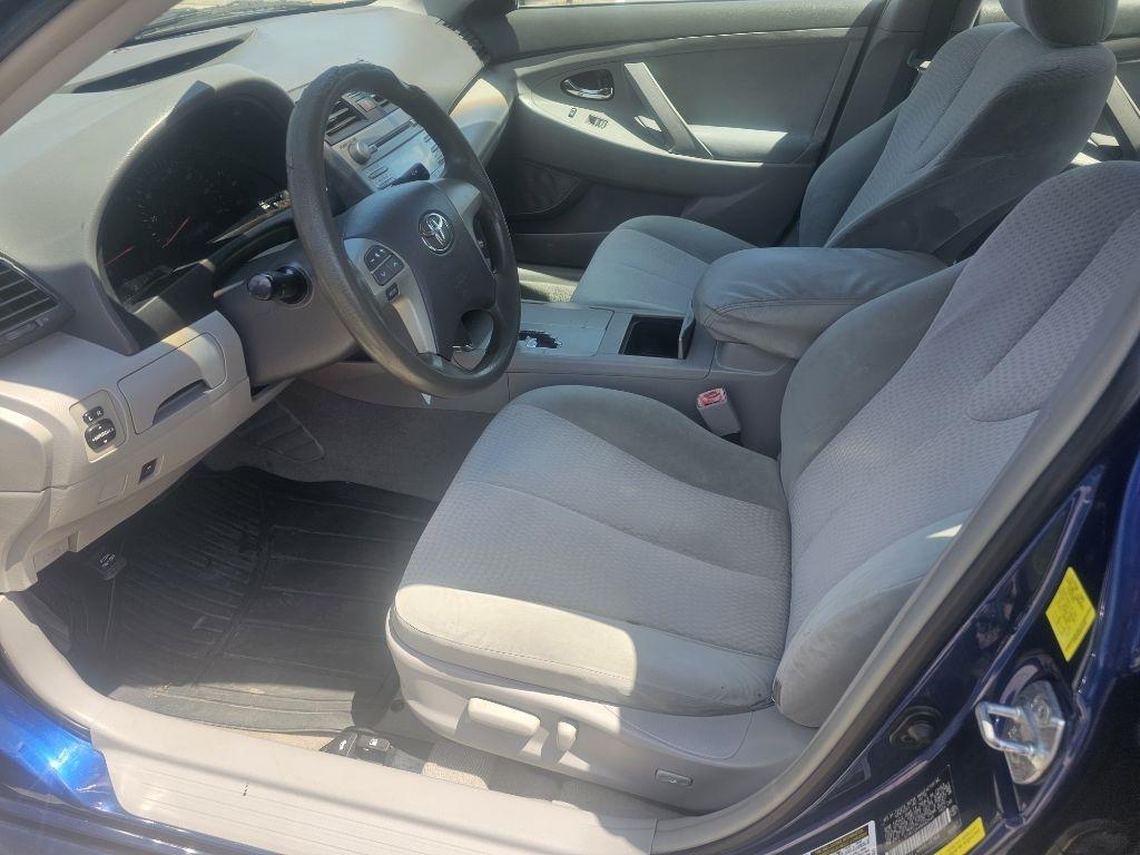 Toyota Camry  2011