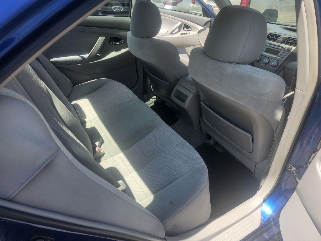 Toyota Camry  2011