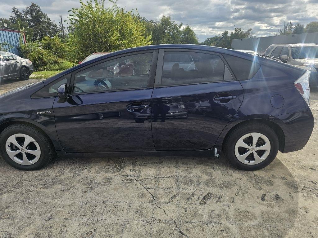 Toyota Prius  2013