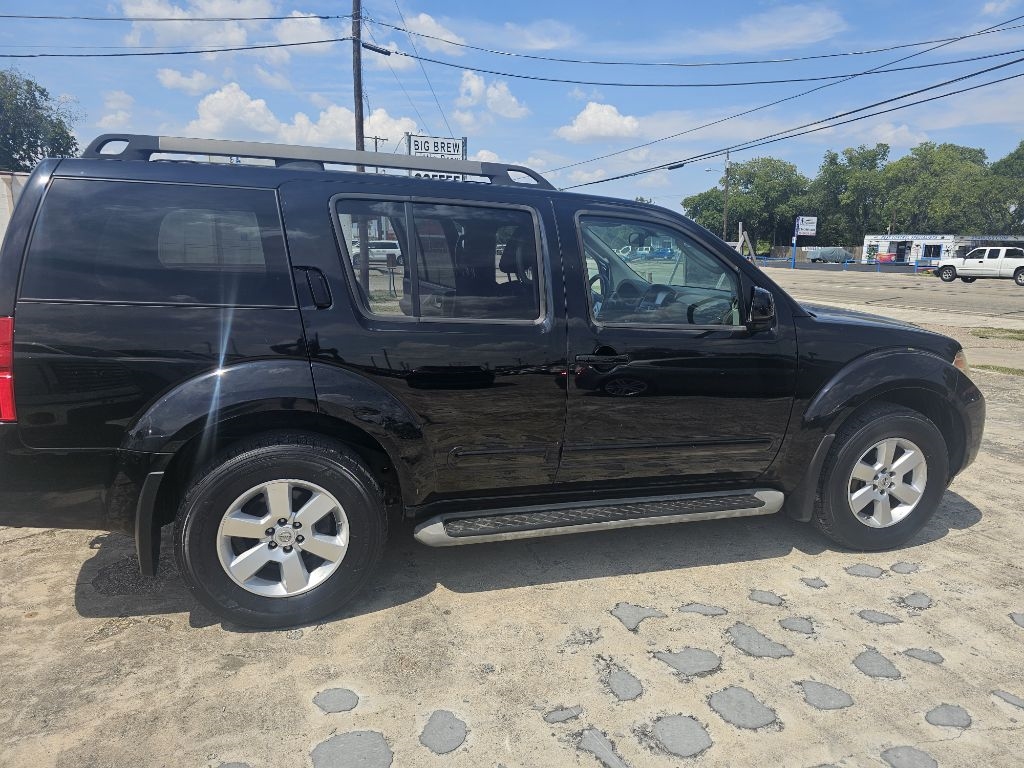 Nissan Pathfinder  2011 Nissan Pathfinder  2011