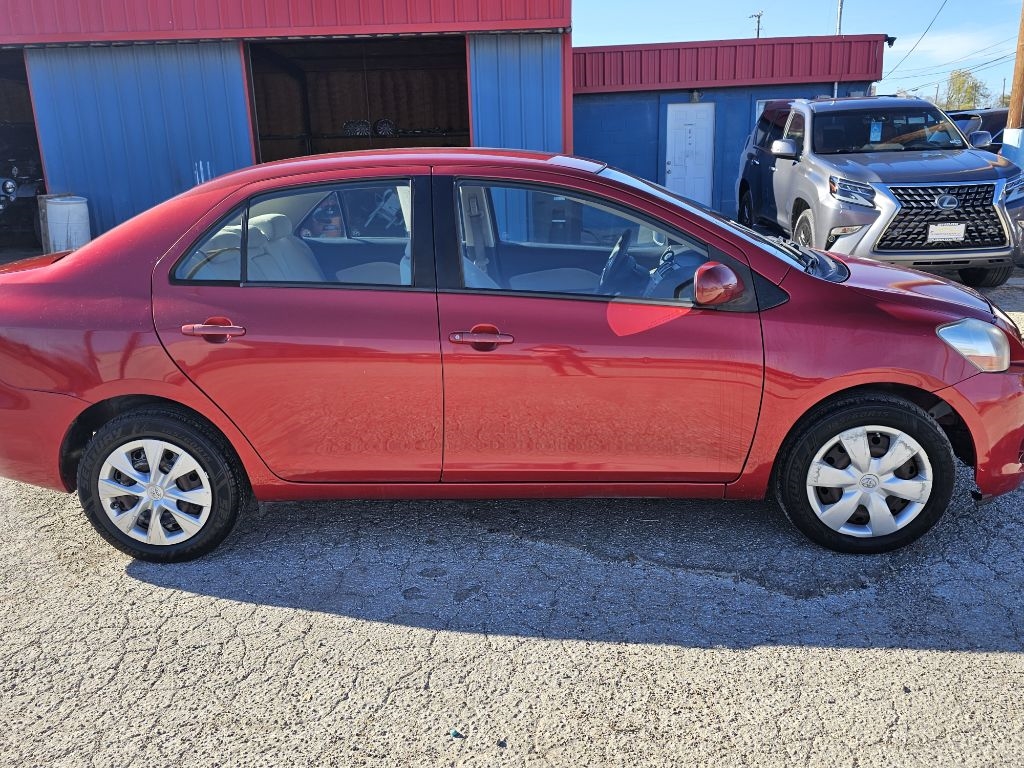 Toyota Yaris  2008