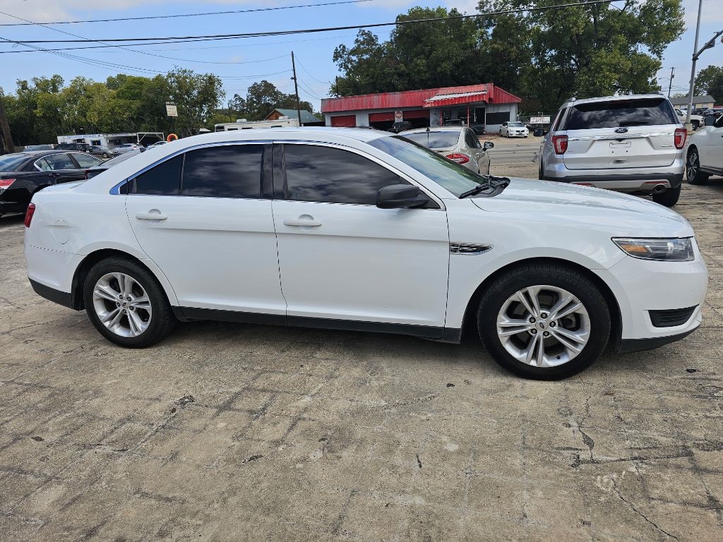 Ford Taurus  2015 Ford Taurus  2015