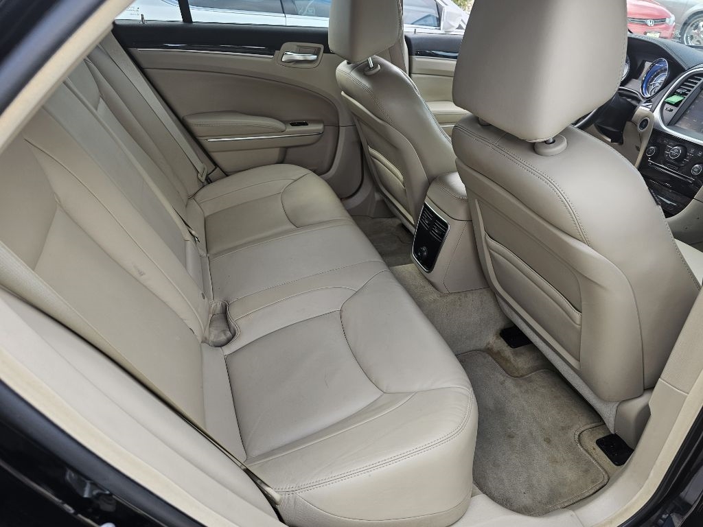 Chrysler 300  2012 Chrysler 300  2012