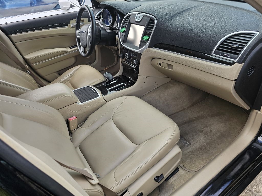 Chrysler 300  2012 Chrysler 300  2012