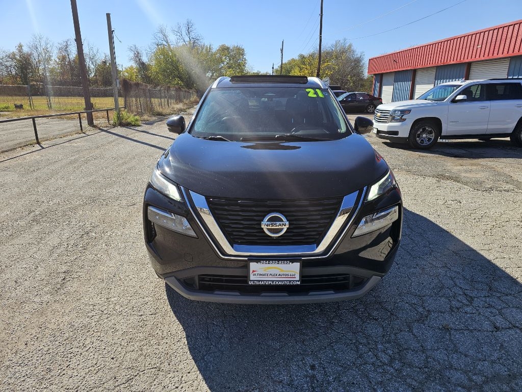 2021 Nissan Rogue SV's photo