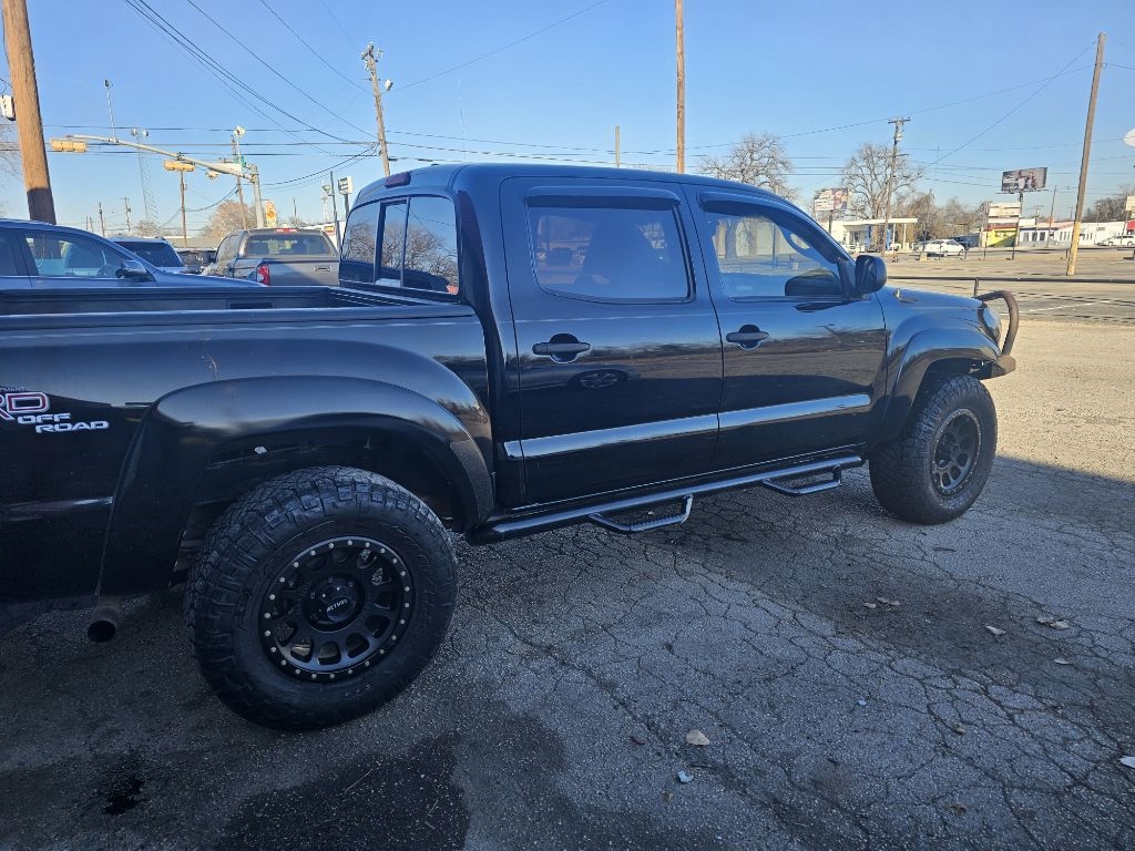 Toyota Tacoma  2011