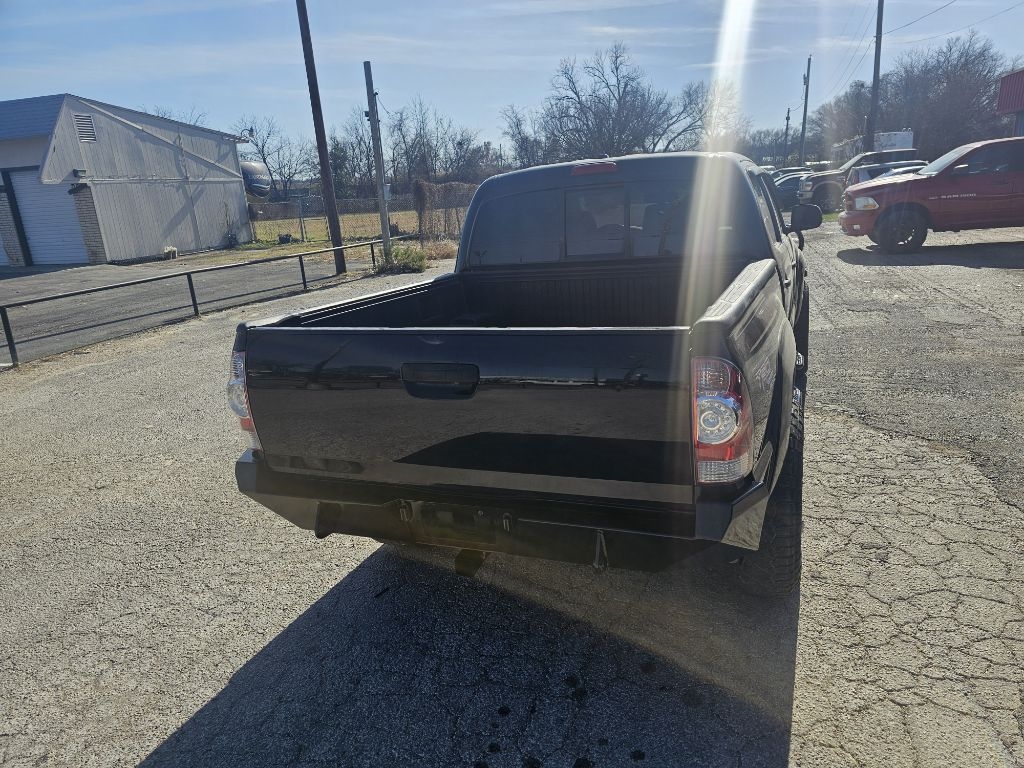 Toyota Tacoma  2011